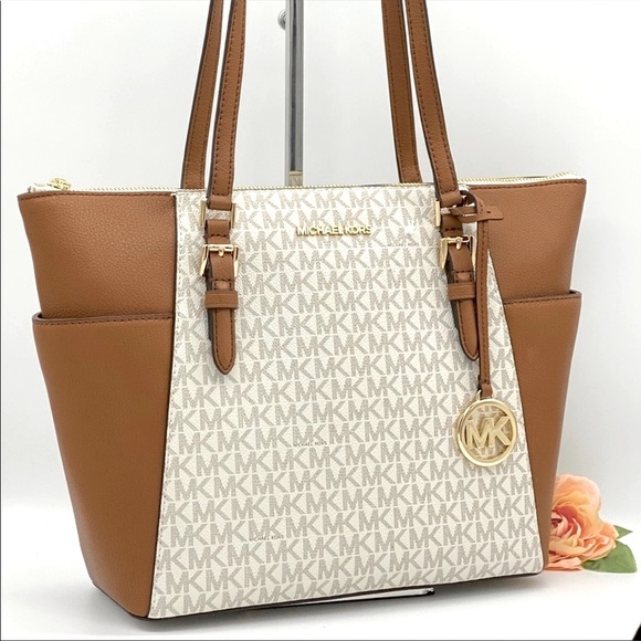 MICHAEL KORS CHARLOTTE LARGE TOP ZIP TOTE VANILLA - Picture 1 of 15
